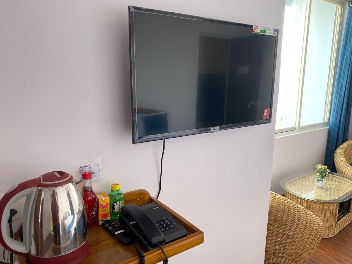 Hotel Arms Near Sumi Boys School كاليمبونج المظهر الخارجي الصورة